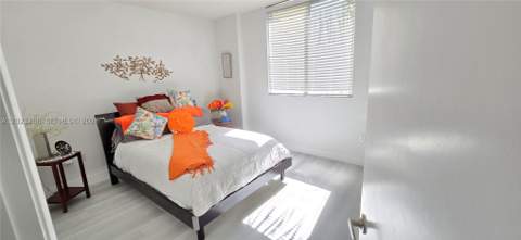 2775 NE 187th St 314, Aventura FL - photo 18 of 37