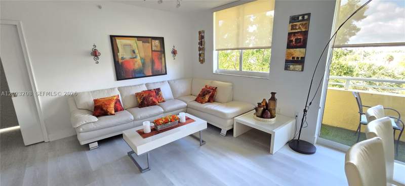 3 bedroom Condominium at 2775 NE 187th St 314, Venture At Aventura West, Aventura — photo 3