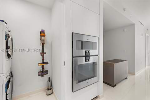 300 Biscayne Boulevard Way 3905W, Miami FL - photo 13 of 41