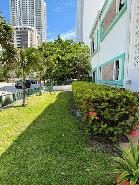 6490 Collins Ave 14, Miami Beach FL - photo 19 of 19