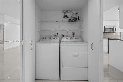19195 NE 36th Ct 2705, Aventura FL - photo 23 of 27