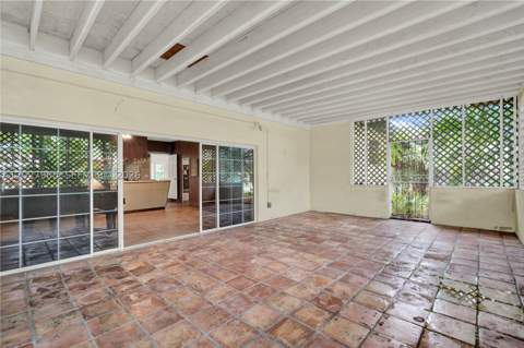 6980 SW 104th St, Pinecrest FL - photo 23 of 42