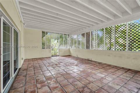 6980 SW 104th St, Pinecrest FL - photo 9 of 42