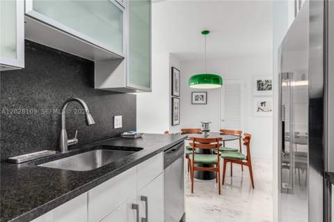 3 Island Ave 11B, Miami Beach FL - photo 10 of 56