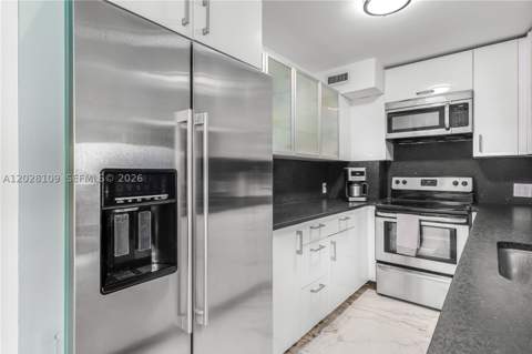 3 Island Ave 11B, Miami Beach FL - photo 9 of 56
