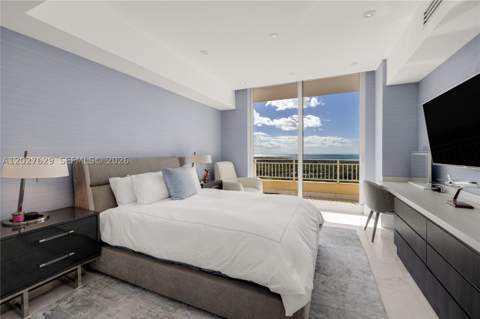 799 Crandon Blvd Ph-8, Key Biscayne FL - photo 14 of 47