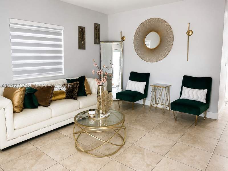 3 bedroom SingleFamilyResidence at 2221 NW 57th St, Gorray Park, Miami — photo 4