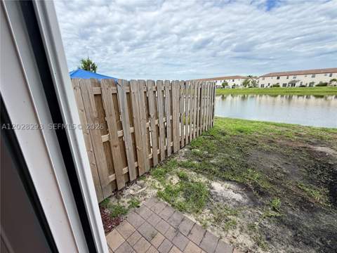 12856 NW 22nd Pl 12856, Miami FL - photo 21 of 67