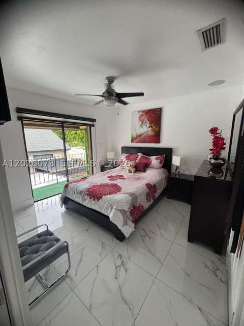 8430 NW 8th St B11, Miami FL - photo 6 of 25