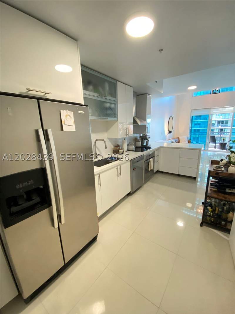 1 bedroom Condominium at 60 SW 13th St 2212, Infinity At Brickell Cond, Miami — photo 2