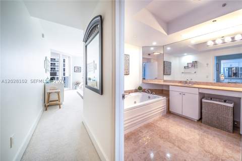 4779 Collins Ave 3504, Miami Beach FL - photo 21 of 86