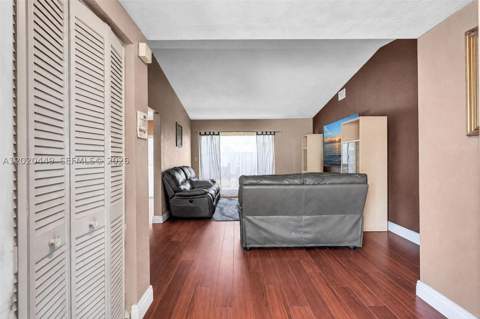 11061 SW 163rd St, Miami FL - photo 12 of 42