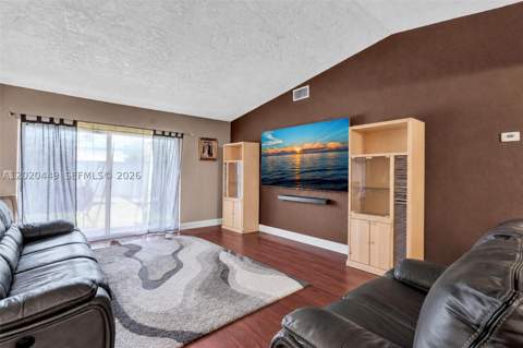 11061 SW 163rd St, Miami FL - photo 13 of 42