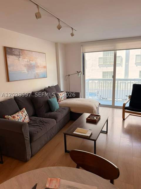 401 Ocean Dr 224, Miami Beach FL - photo 12 of 19