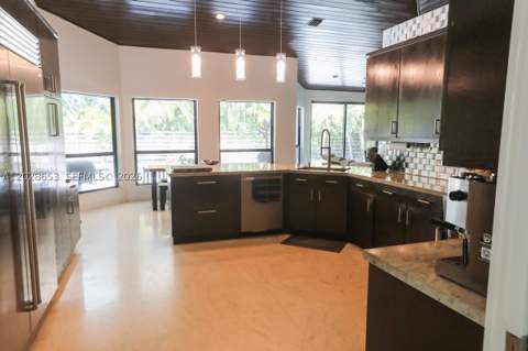 13324 SW 106th Ave, Miami FL - photo 14 of 33