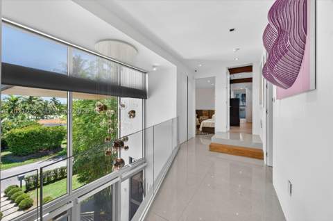 625 Curtiswood Dr, Key Biscayne FL - photo 20 of 48