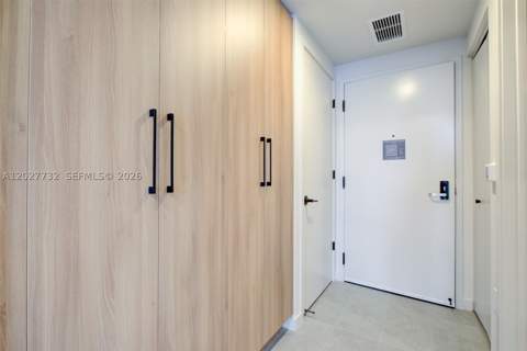 121 NE 5th St 1809, Miami FL - photo 12 of 25