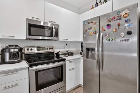 12862 NW 23rd Pl, Miami FL - photo 13 of 43