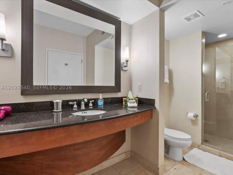 18001 Collins Ave 2511, Sunny Isles Beach FL - photo 6 of 11