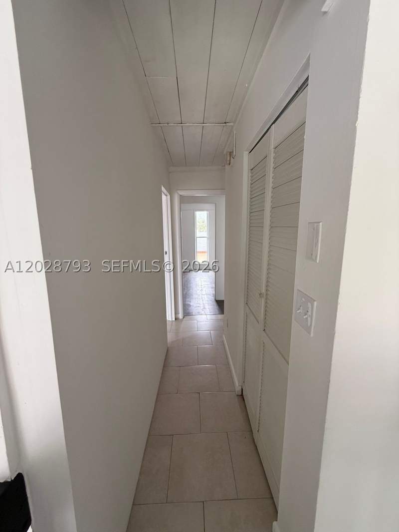 2 bedroom SingleFamilyResidence at 14310 NE 5th Pl, Gemini South Condo, Miami — photo 5