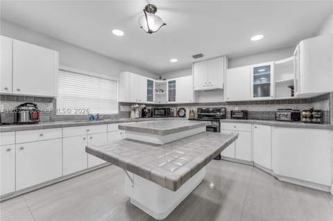 6284 SW 26th St, Miami FL - photo 17 of 74