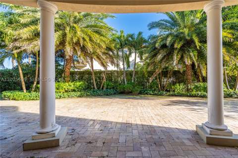 19529 SW 80th Ct, Cutler Bay FL - photo 11 of 91