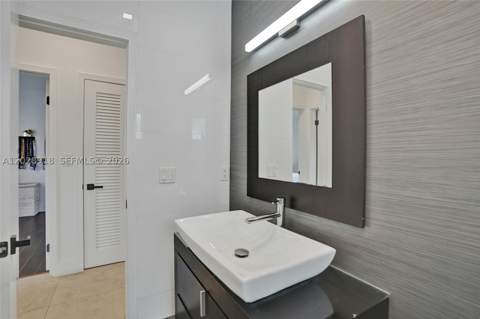 18641 NE 21st Ave, Miami FL - photo 13 of 66
