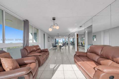3200 Collins Ave 12-8, Miami Beach FL - photo 10 of 40