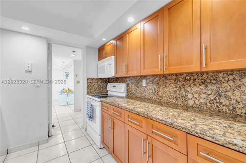 3200 Collins Ave 12-8, Miami Beach FL - photo 15 of 40
