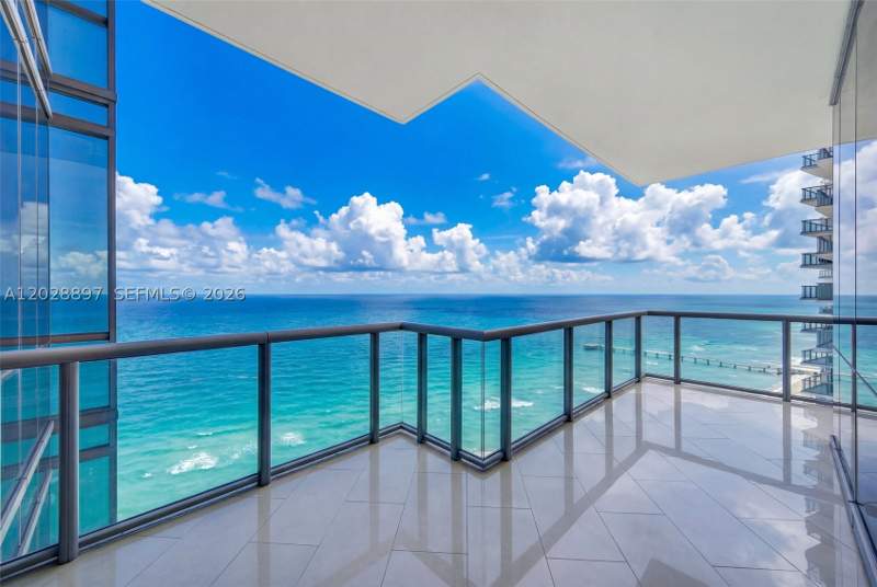 3 bedroom Condominium at 17121 Collins Ave 2601, Jade Ocean Condo, Sunny Isles Beach — photo 2