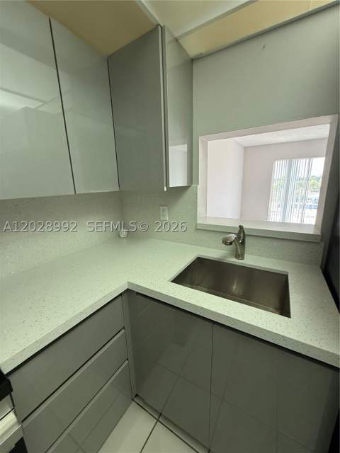 6820 W Flagler St 407, Miami FL - photo 18 of 37