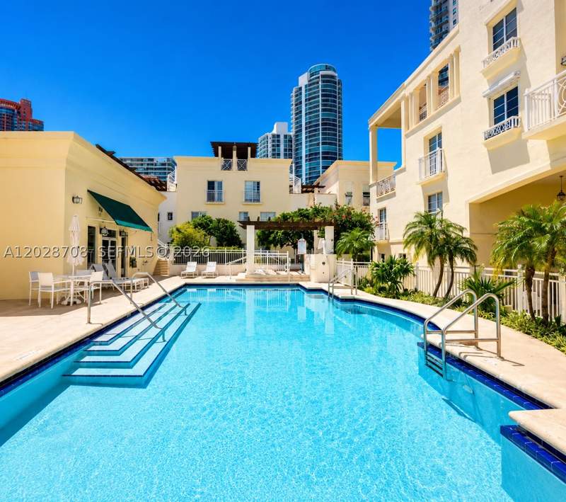 2 bedroom Condominium at 145 Jefferson Ave 415, The Courts At South Beach, Miami Beach — photo 2