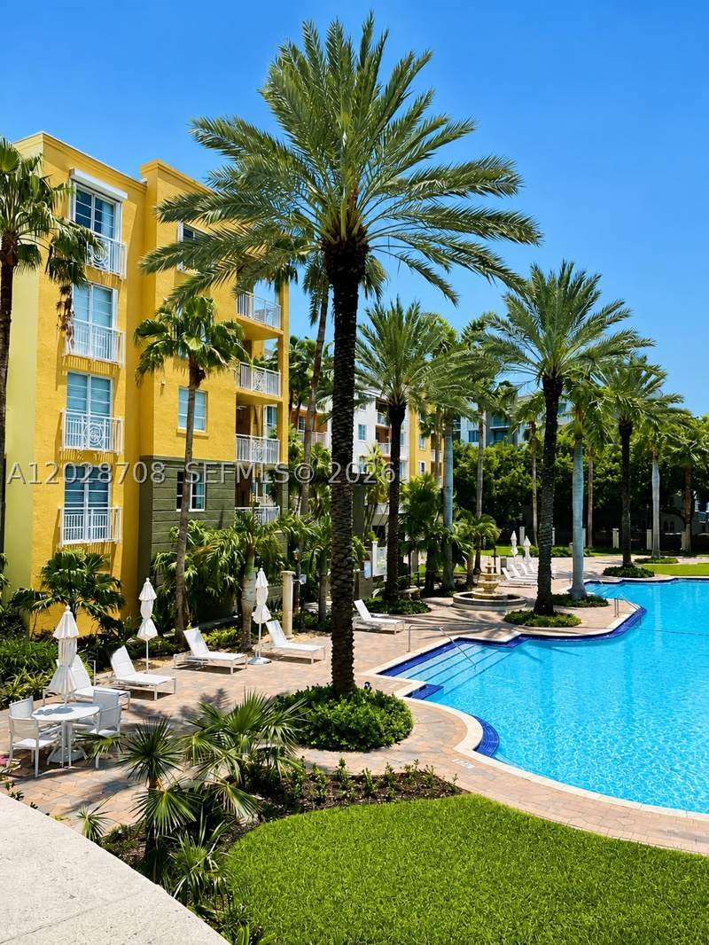 2 bedroom Condominium at 145 Jefferson Ave 415, The Courts At South Beach, Miami Beach — photo 4