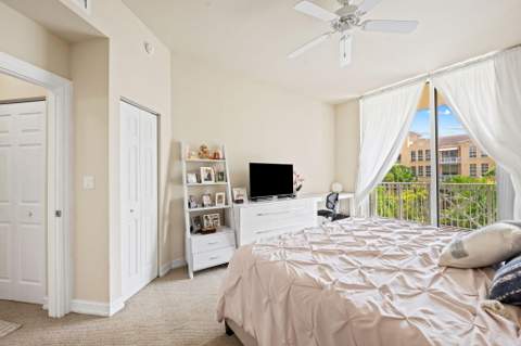 3001 NE 185th Street 536, Aventura FL - photo 11 of 14