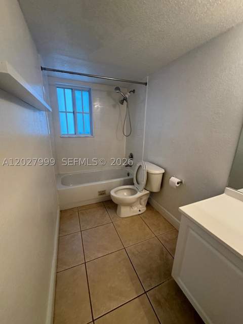 4800 NW 79th Ave 208, Doral FL - photo 8 of 17
