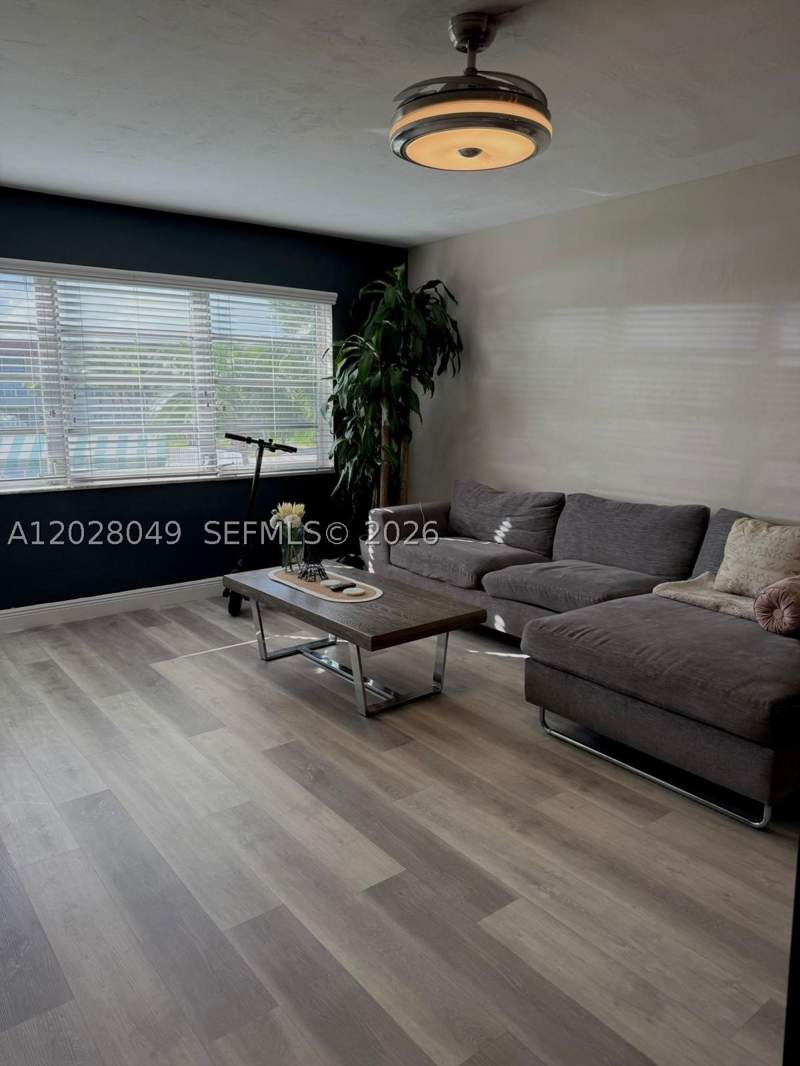 1 bedroom Condominium at 1530 NE 191st St 241, Third Horizons Condo, Miami — photo 2