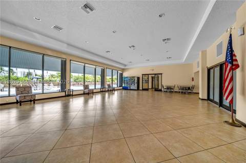 3475 N Country Club Dr 503, Aventura FL - photo 20 of 28