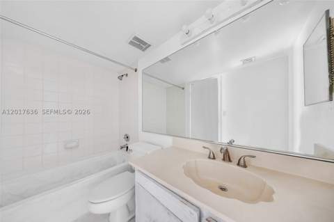 7601 E Treasure Dr 609, North Bay Village FL - photo 24 of 28