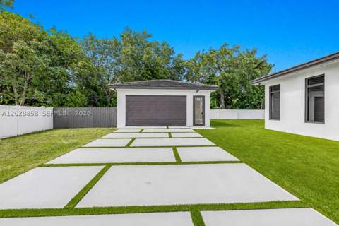 152 NW 165th St, Miami FL - photo 9 of 30