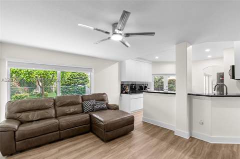 6014 SW 160th Ave, Miami FL - photo 14 of 48