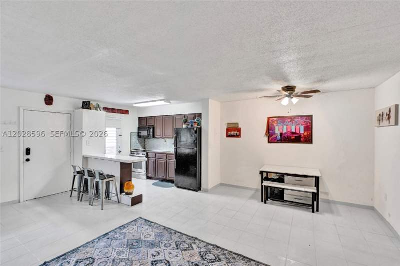 1 bedroom Condominium at 7133 Bay Dr 305, The Knightsbridge Condo, Miami Beach — photo 3