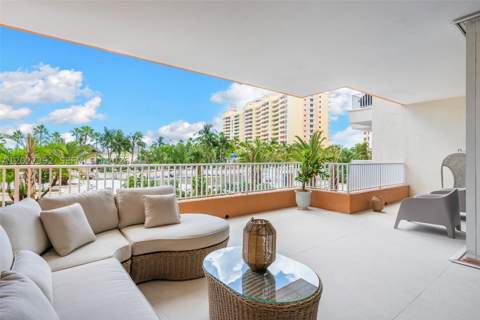 785 Crandon Blvd 205/305, Key Biscayne FL - photo 15 of 37
