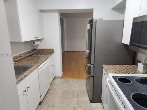 5900 Collins Ave 404, Miami Beach FL - photo 6 of 93