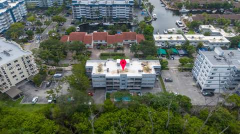 16518 NE 26th Ave 202, North Miami Beach FL - photo 22 of 37