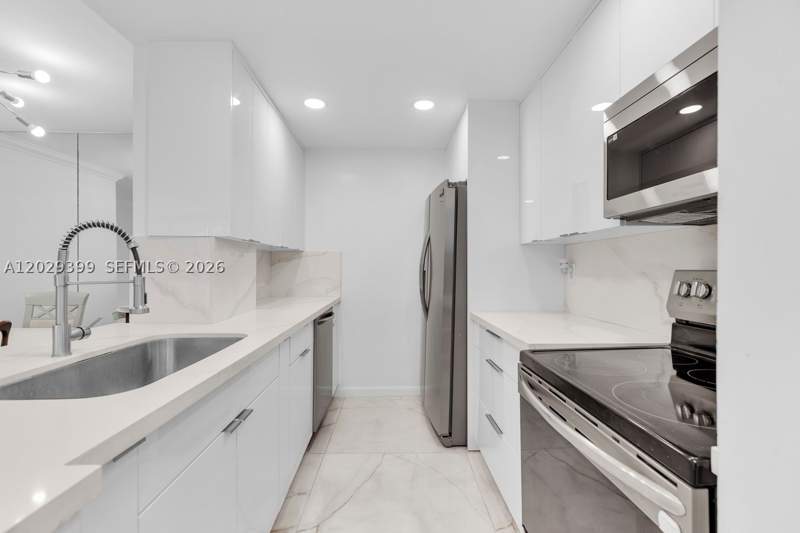 2 bedroom Condominium at 16518 NE 26th Ave 202, Eastern Parkview Condo, North Miami Beach — photo 5