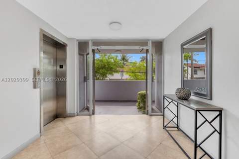 16518 NE 26th Ave 202, North Miami Beach FL - photo 9 of 37
