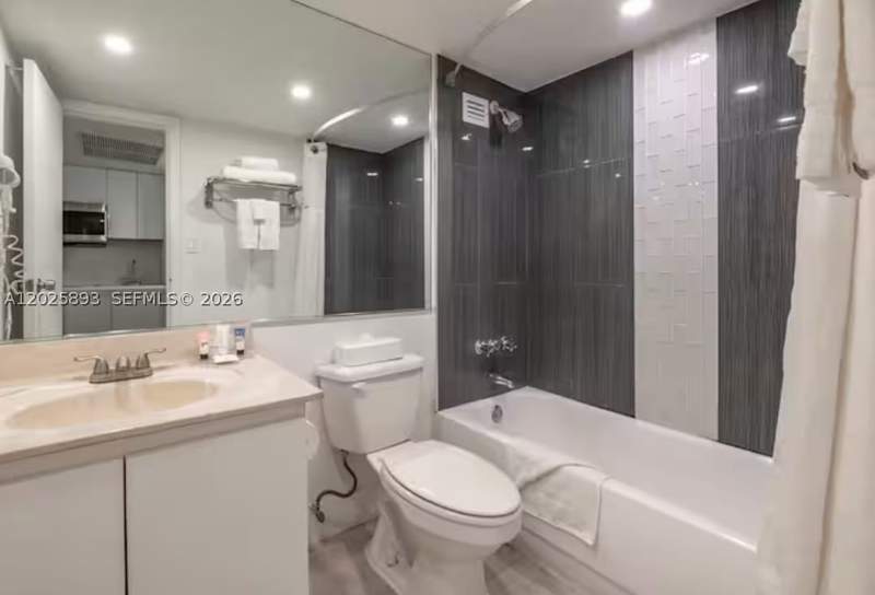 0 bedroom HotelMotel at 19201 Collins Ave 503, The Aventura Beach Club C, Sunny Isles Beach — photo 5