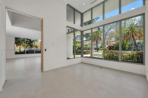 2100 S Miami Ave, Miami FL - photo 16 of 82