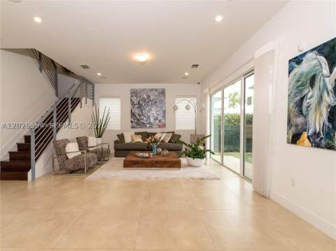 7480 NW 99th Ave, Doral FL - photo 11 of 45
