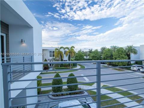 7480 NW 99th Ave, Doral FL - photo 17 of 45